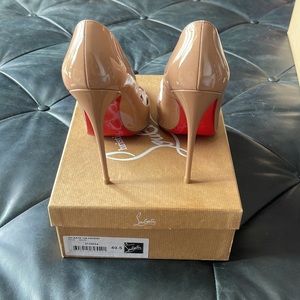 Christian Louboutin SO KATE 120 Patent in NUDE sz 40.5